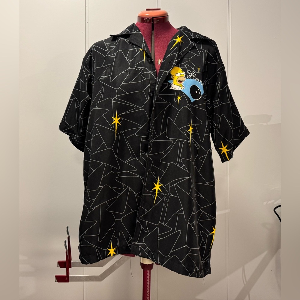 Vintage 2002 The Simpsons Homer Simpson Atomic Star Bowling button up